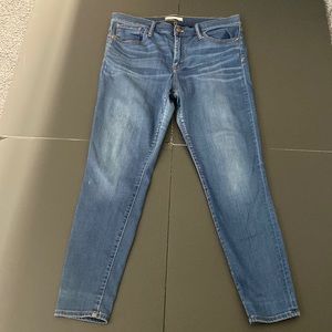 Madewell Road-tripped jeans